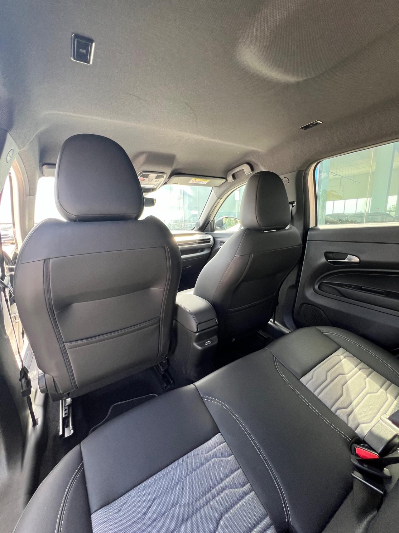 Jeep Avenger 1.2 Turbo 145 CV MHEV 4xe Overland - possibiltà noleggio no scoring