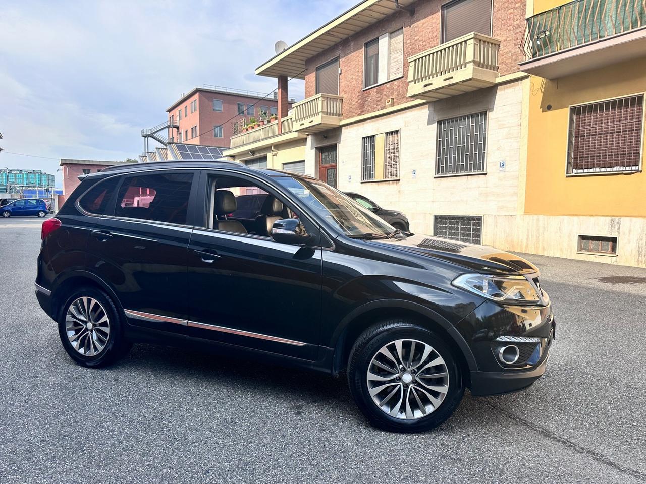 Dr DR6 Sport 1.5 Turbo Bi-Fuel GPL della casa euro 6