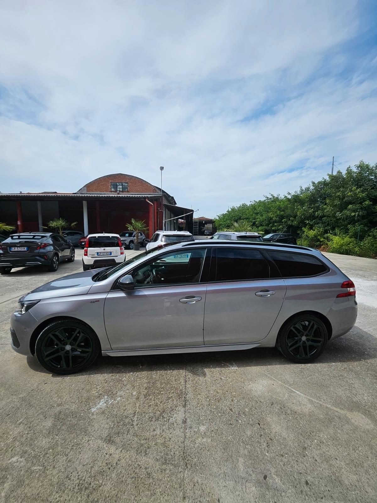 Peugeot 308 BlueHDi 130 S&S EAT8 GT Pack