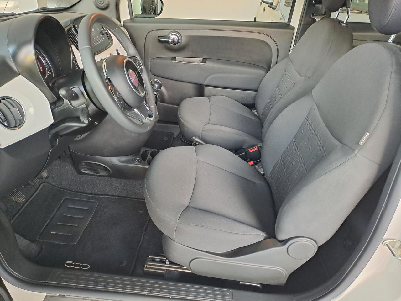 Fiat 500 1.0 Hybrid Dolcevita km 26190 Anno 2024