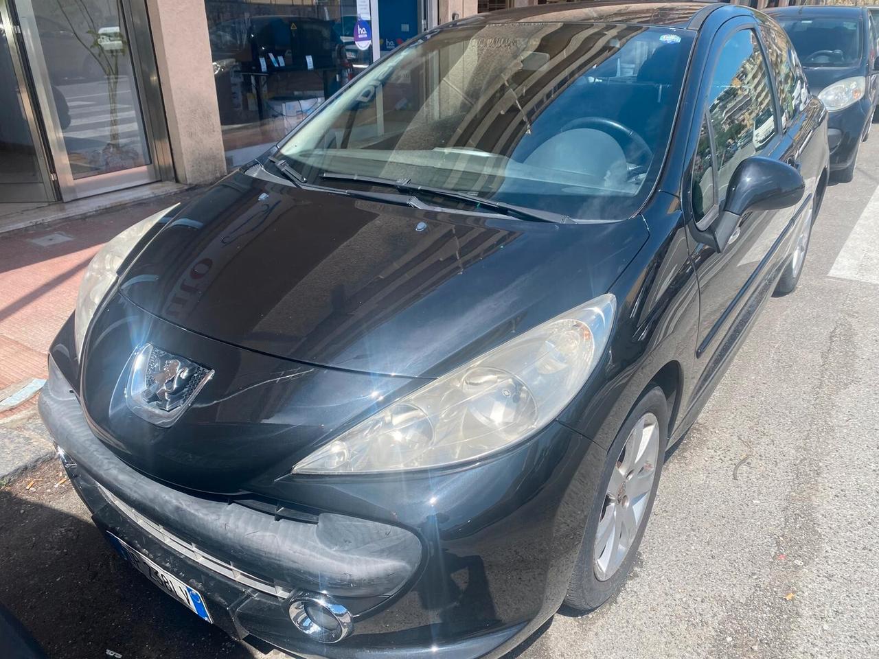 Peugeot 207 1.4 HDi 70CV 3p. ONE Line