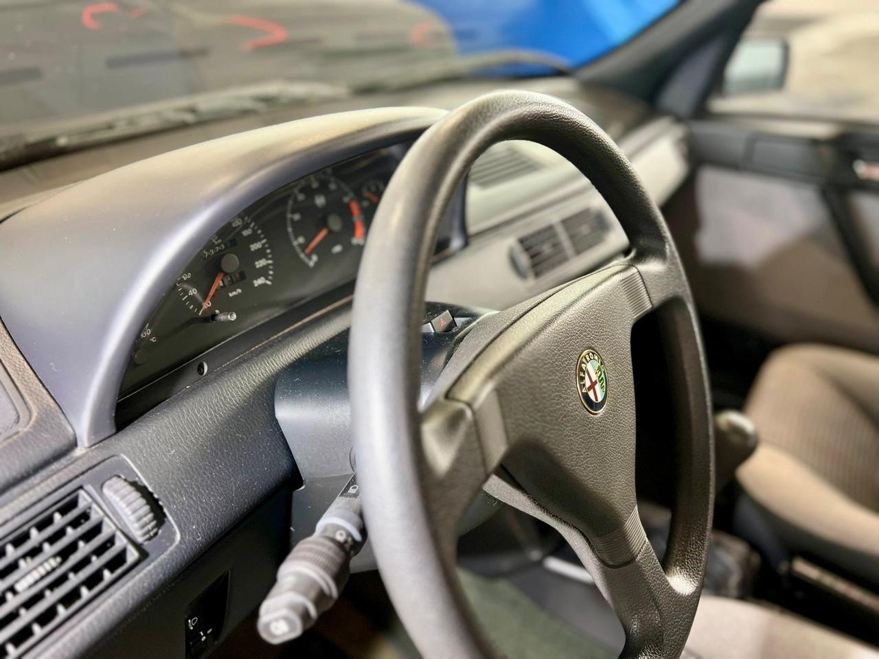 Alfa Romeo 155 1.8i Twin Spark