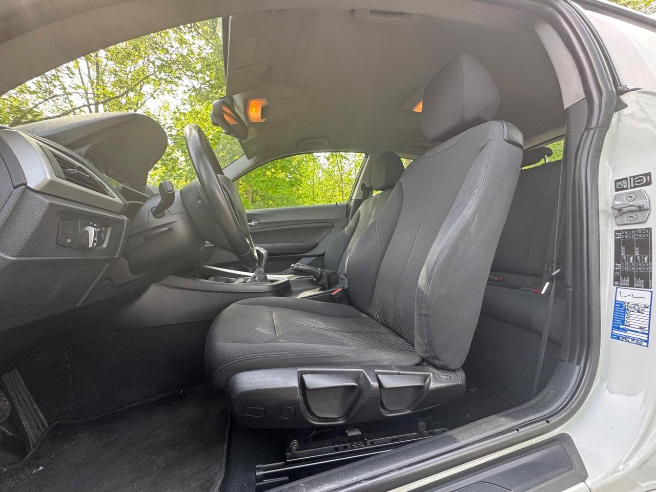 Bmw 114 114i 5p. Unique