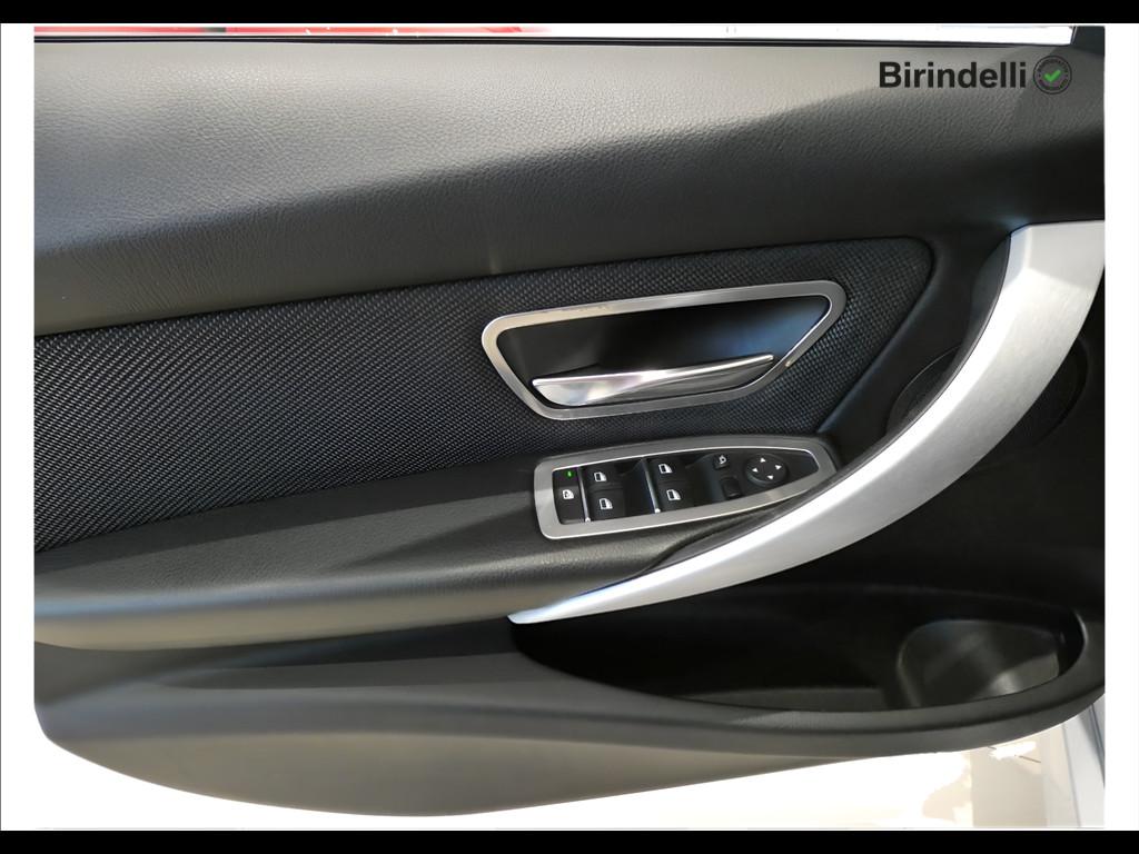 BMW Serie 3 (F30/31) - 318d Touring Business Advantage aut.