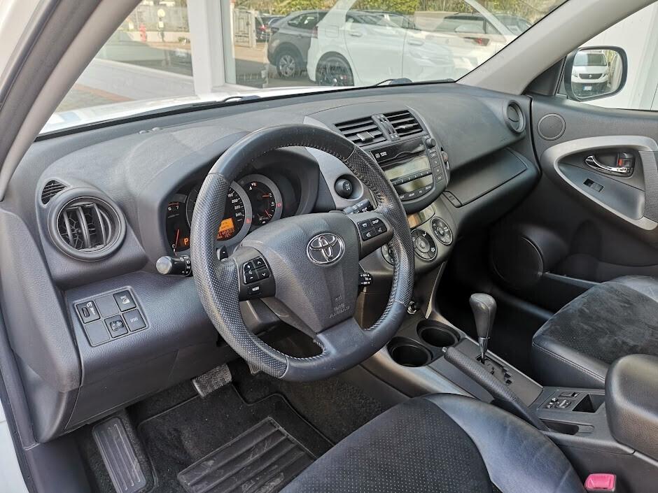 Toyota RAV 4 RAV4 Crossover 2.2 D-4D 150 CV DPF Exclusive
