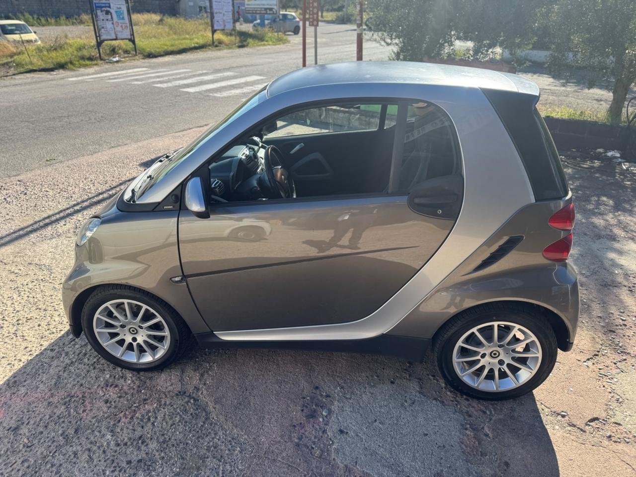 Smart ForTwo 1000 52 kW coupé pure