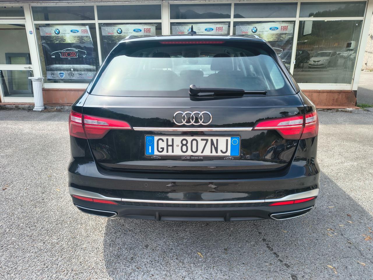 AUDI A4 AVANT 40 TDI S TRONIC 108.000 KM