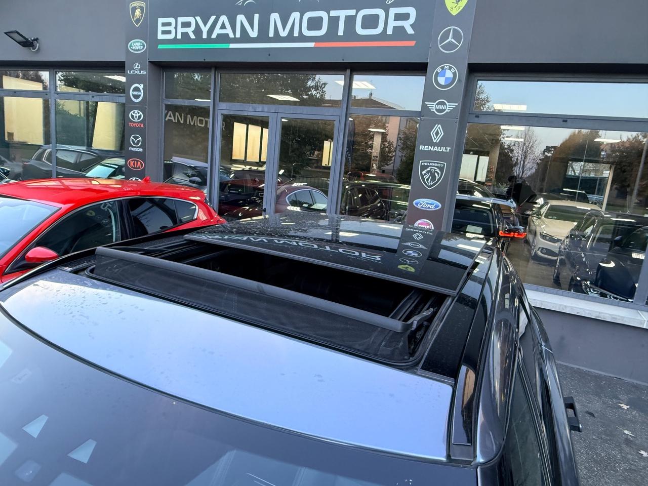 Land Rover Range Rover Velar Range Rover Velar 2.0D I4 240 CV R-Dynamic S