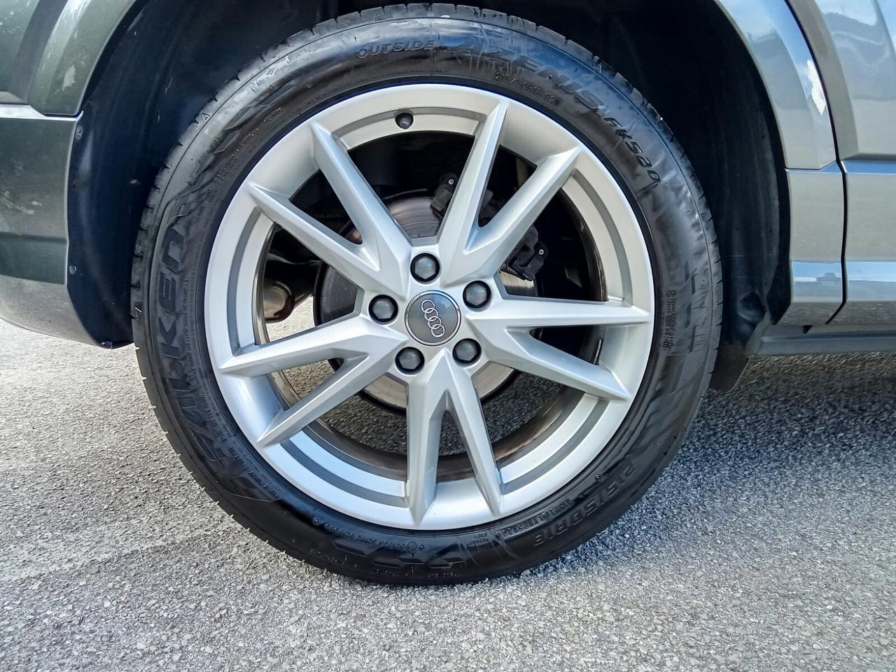 Audi Q2 Q2/SLINE/TETTO PAN/CERCHI 18/C.AUT/NAVI/PDC/CERCHI 18/PORT ELETTRICO/TAG.CERT/PORT ELETTRICO/KEY LESS GO!