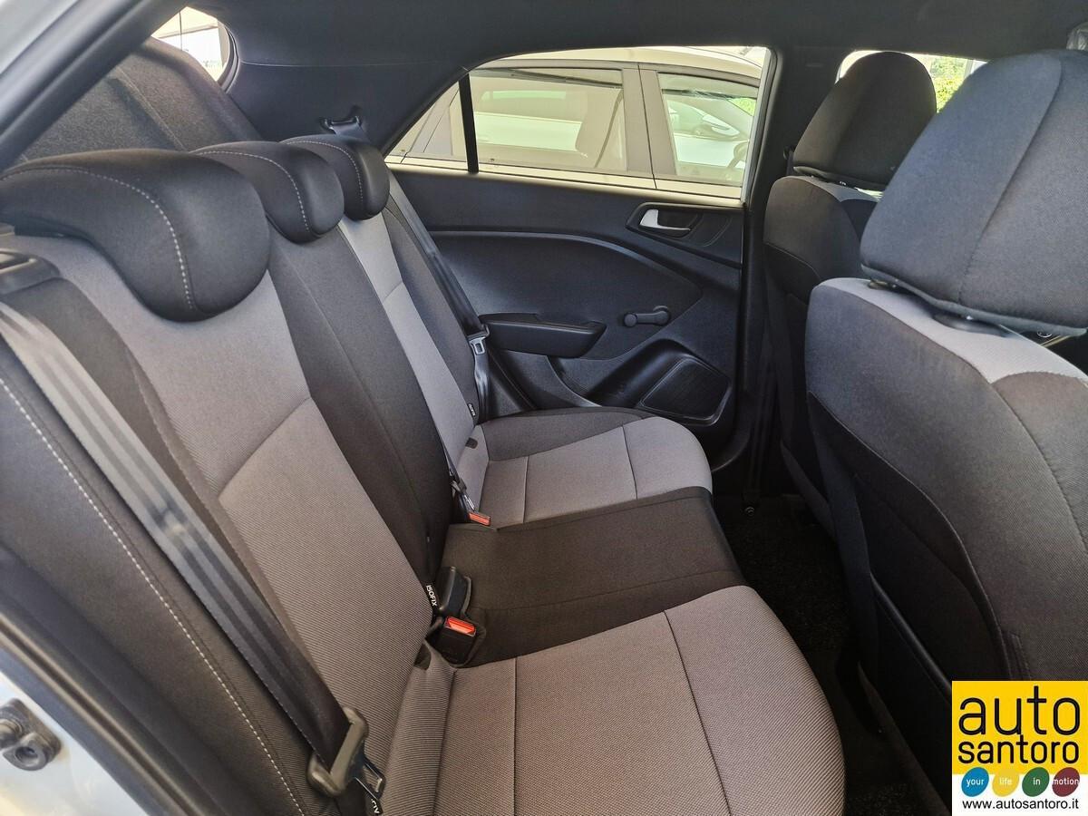HYUNDAI I20 1.2 BLACKLINE