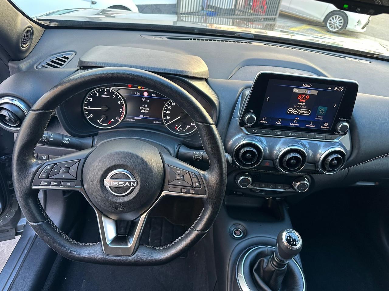 Nissan Juke 1.0 DIG-T 114 CV Tekna
