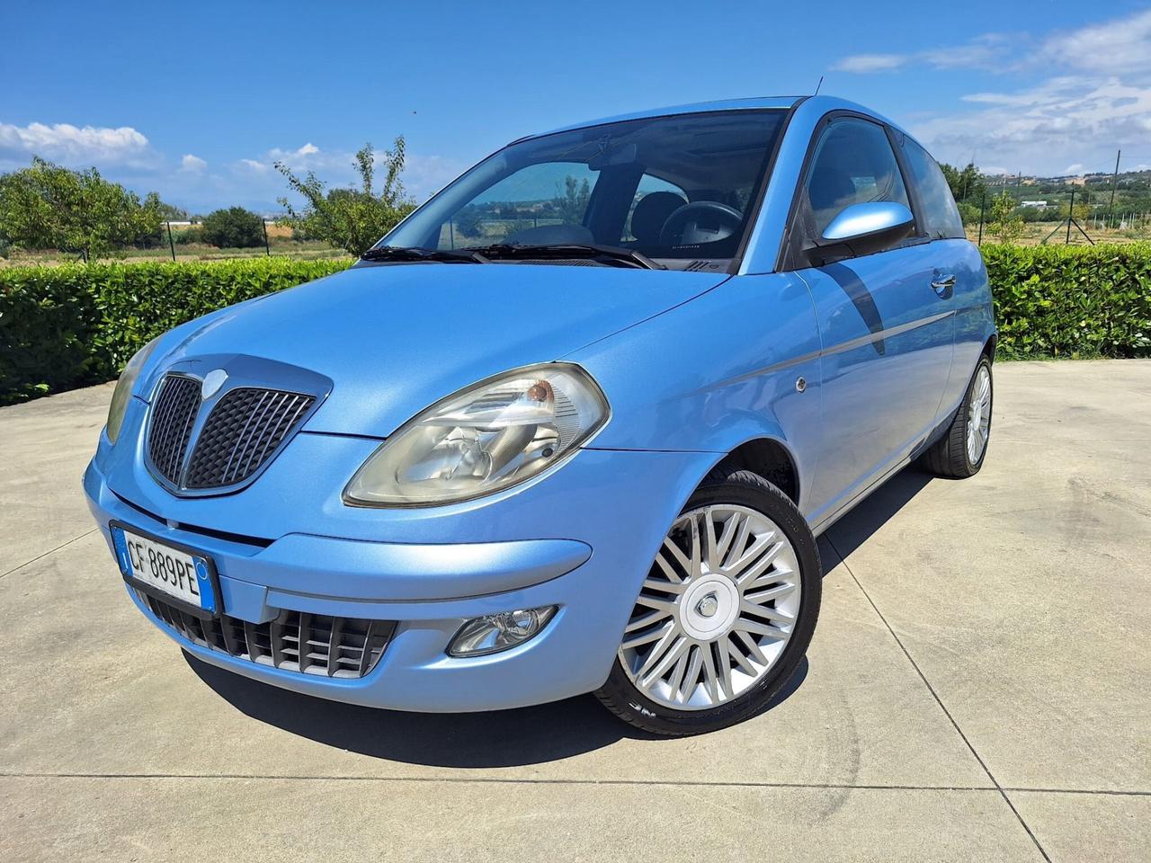 Lancia 1.2 Y anno 2007
