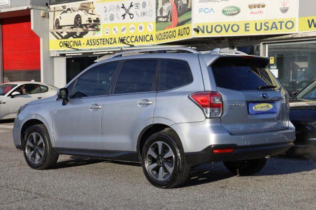 SUBARU Forester 2.0i Style