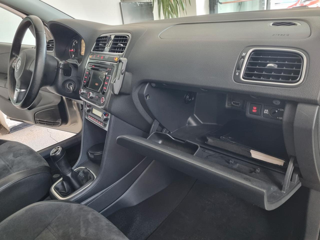 Volkswagen Polo Cross 1.2 TDI DPF PELLE, BI-XENON, NAVI, TELEFONO