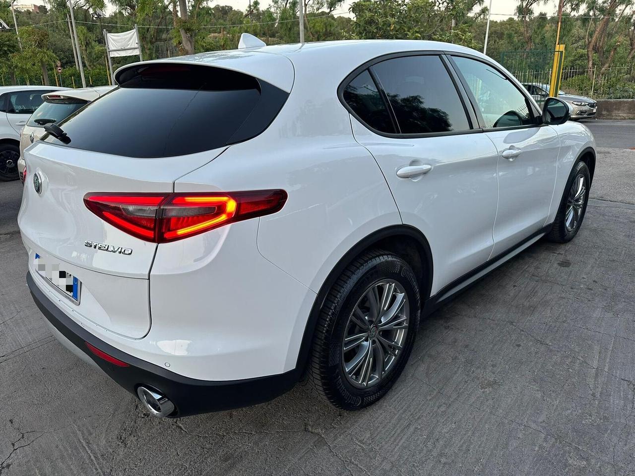 Alfa Romeo Stelvio 2.0.1.9.