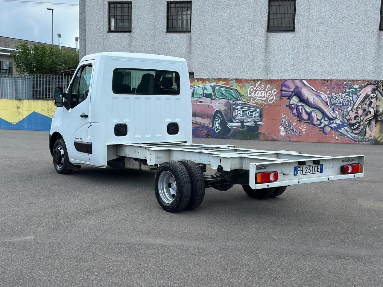 Renault master a telaio