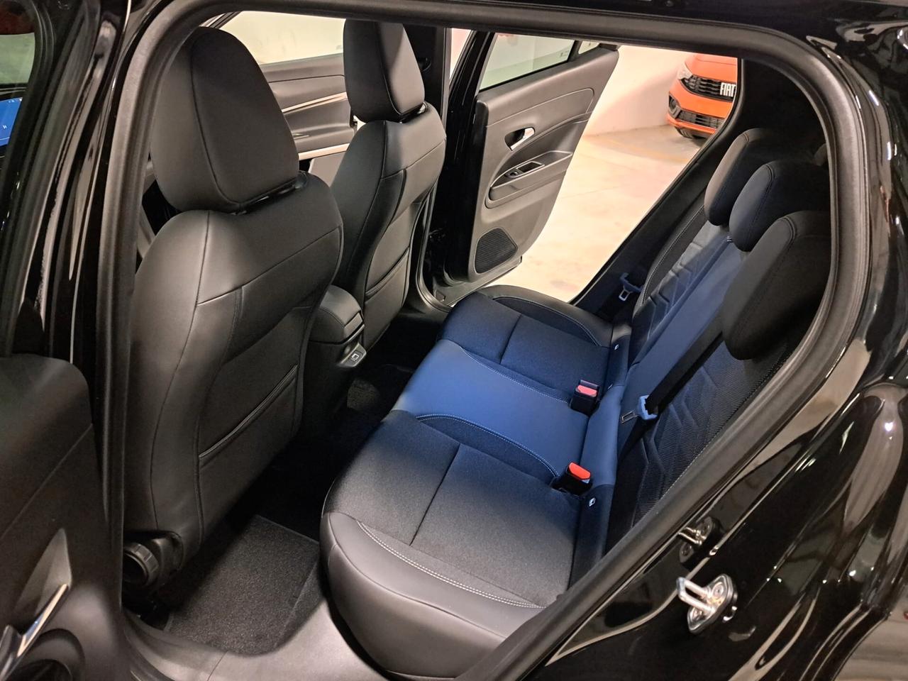 Jeep Avenger 1200 Turbo 101CV Summit Km. 0 (302)