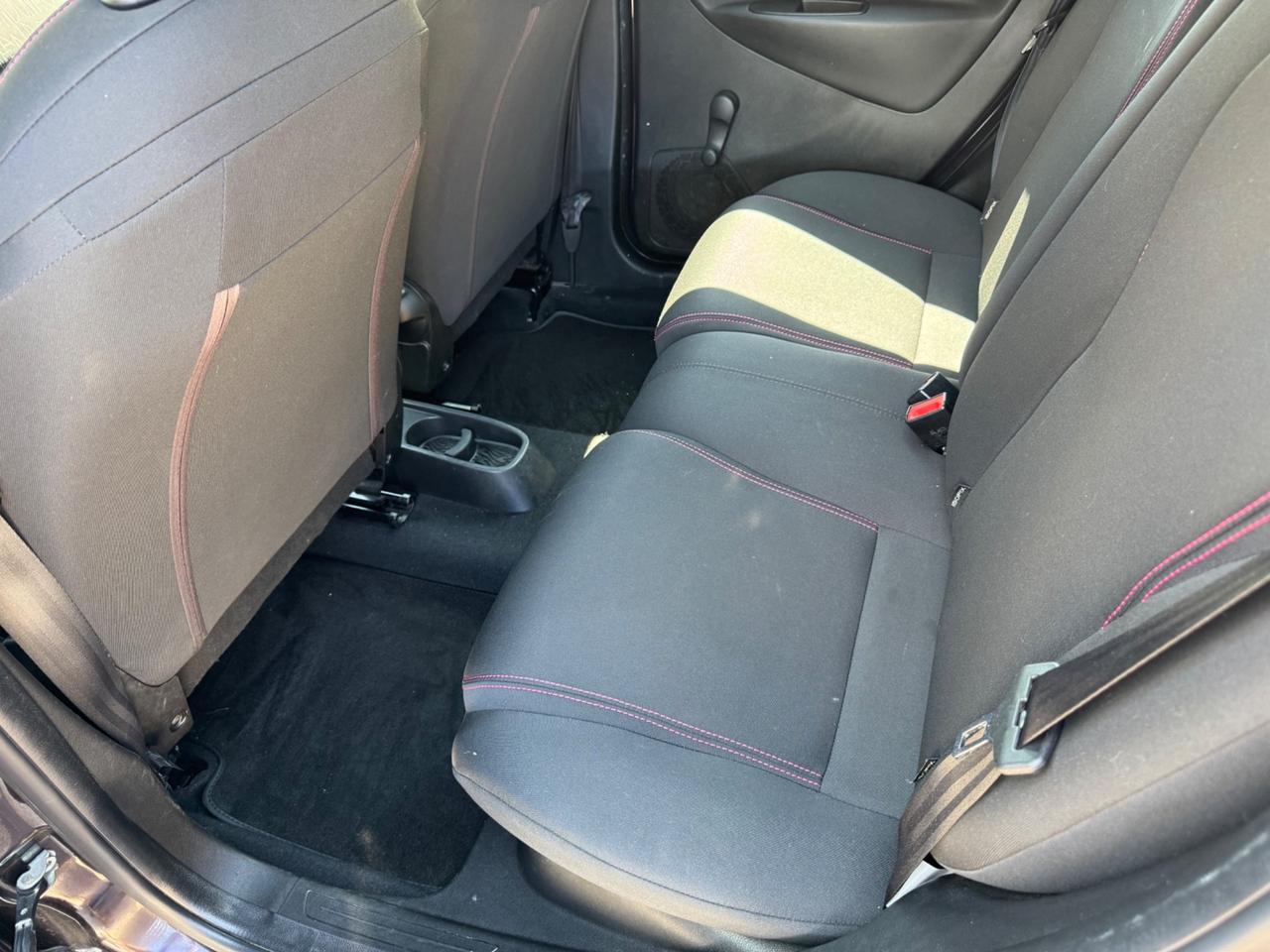 Lancia Ypsilon 1.2 69 CV 5 porte Elefantino