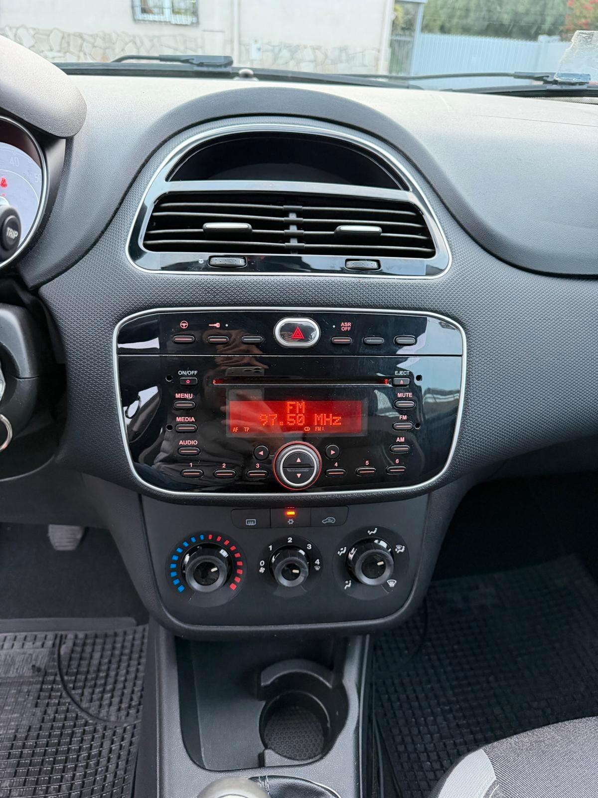 Fiat Punto 1.2 8V 5 porte Lounge-05/2012