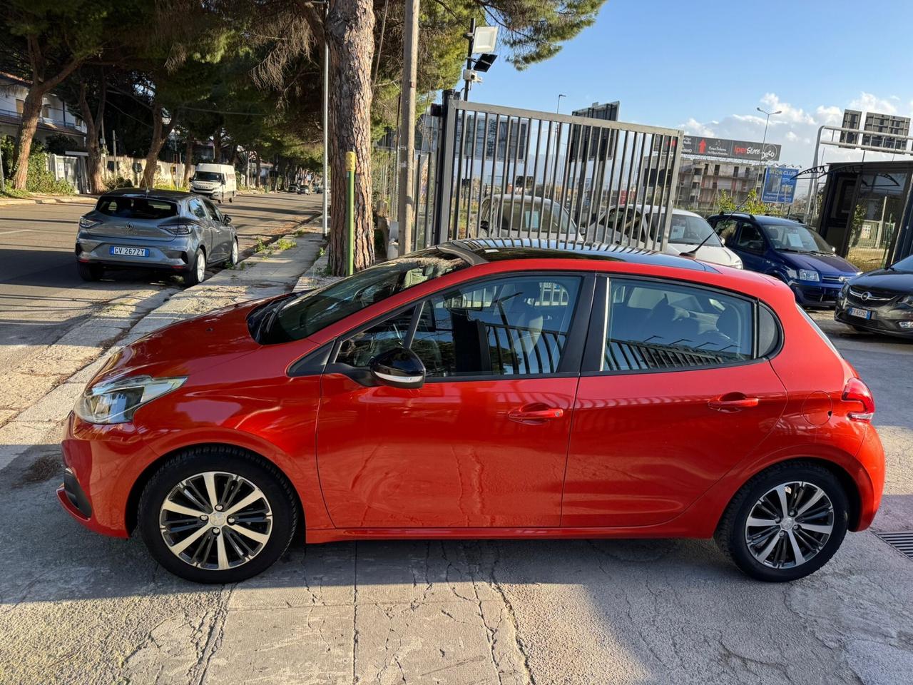 Peugeot 208 PureTech 82 5 porte Active