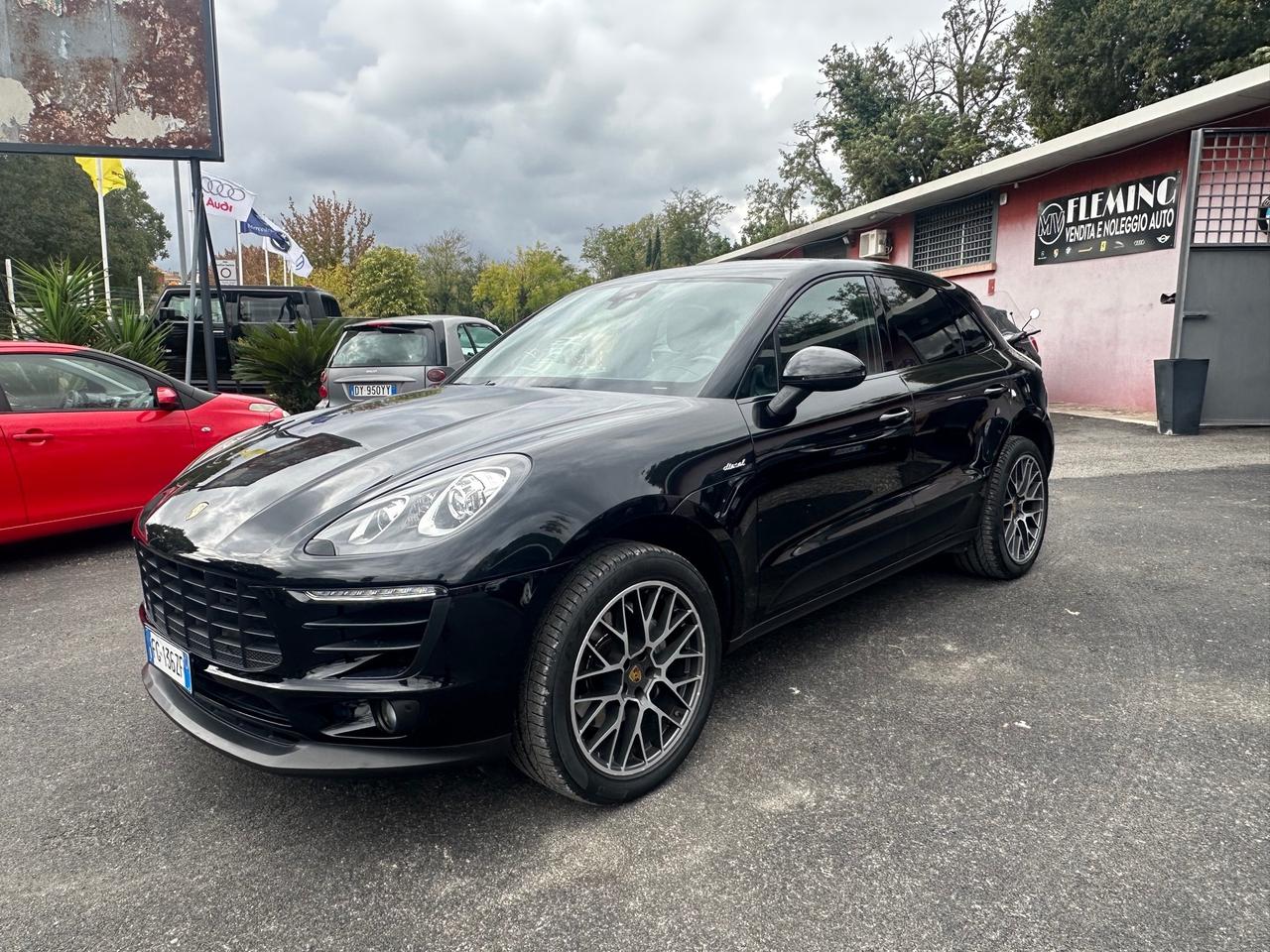 Porsche Macan 3.0 S Diesel Black edition Rs Sport Service Permute Rate Garanzia