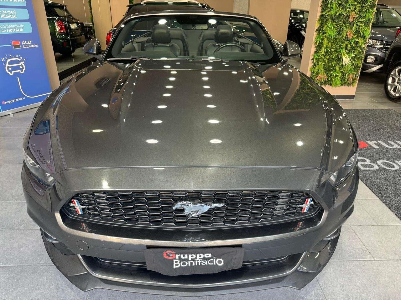 Ford Mustang 2.3 Ecoboost 317CV Automatico Cabrio