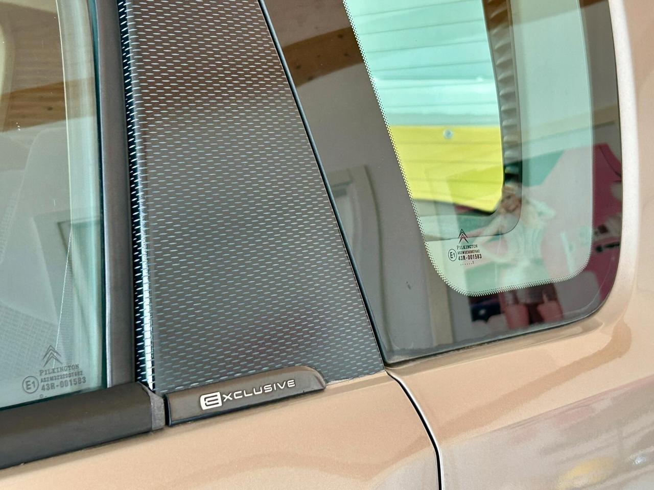 Citroen C3 Picasso *VERSIONE EXCLUSIVE* ONESTA* SALOTTO IN VELLUTO* SPAZIOSA*COLORE BOLLICINA CHAMPAGNE FRANCESE*