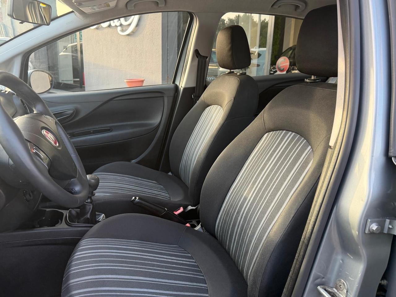 FIAT PUNTO EVO 1.2 70CV 51KW OK NEOPATENTATI ANNO 2012