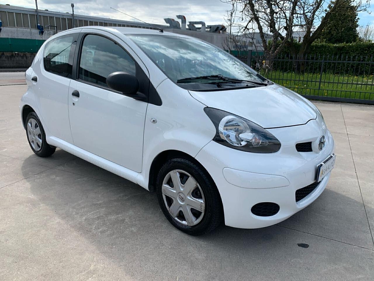 Toyota Aygo 1.0 NEO-PAT unico-propr 66.500km