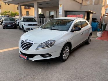 Lancia Delta 1.6 MJT DPF 105 CV Silver