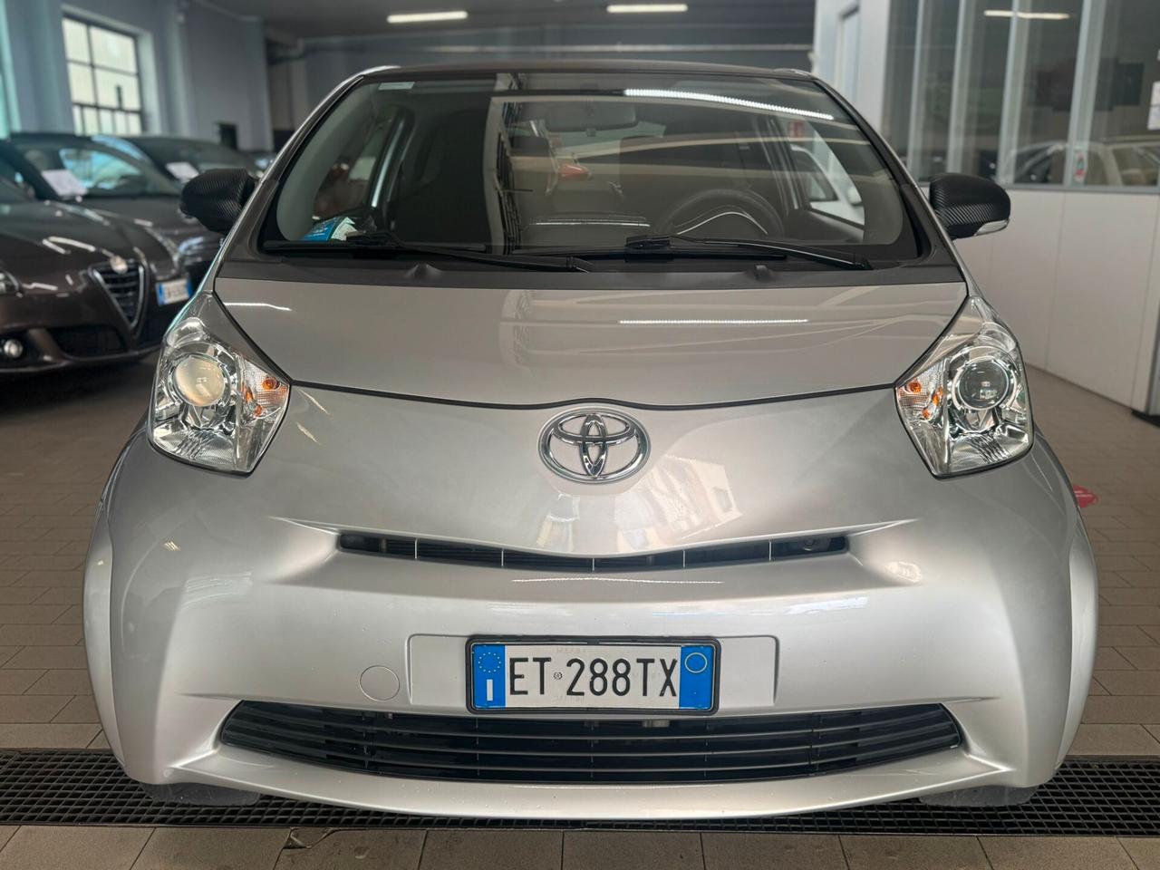 Toyota iQ 1.0 CVT Lounge PREZZO REALE!! UNICO PROPRIETARIO!! TAGLIANDI!!