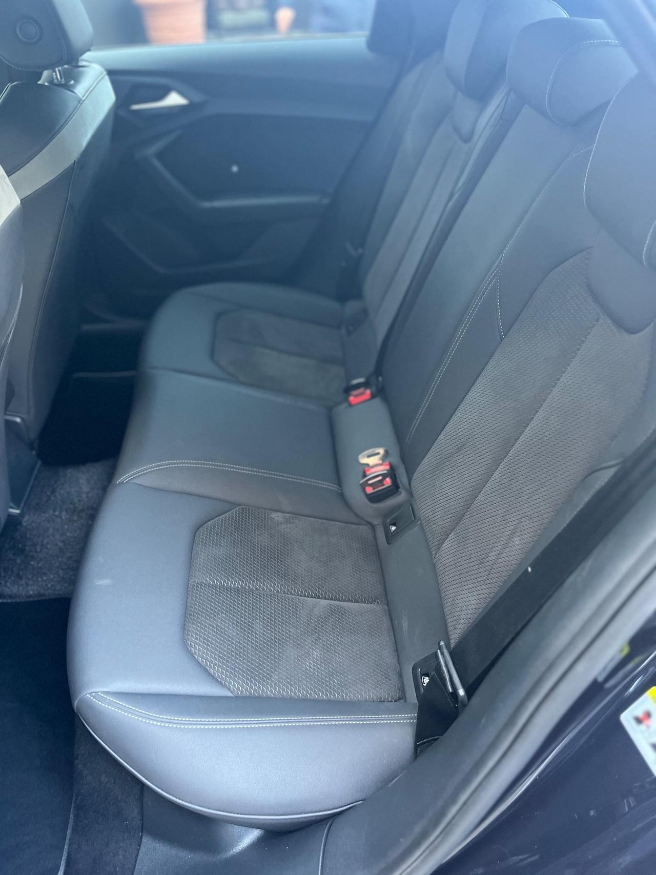 Audi A1 citycarver 30 TFSI S tronic Admired