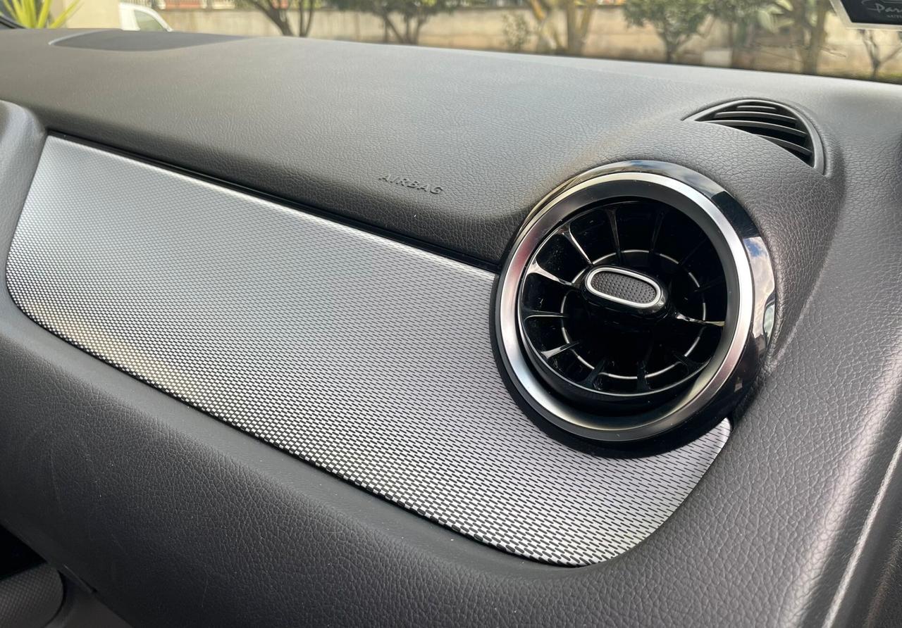 Mercedes-benz GLA 180D SPORT PLUS 2021