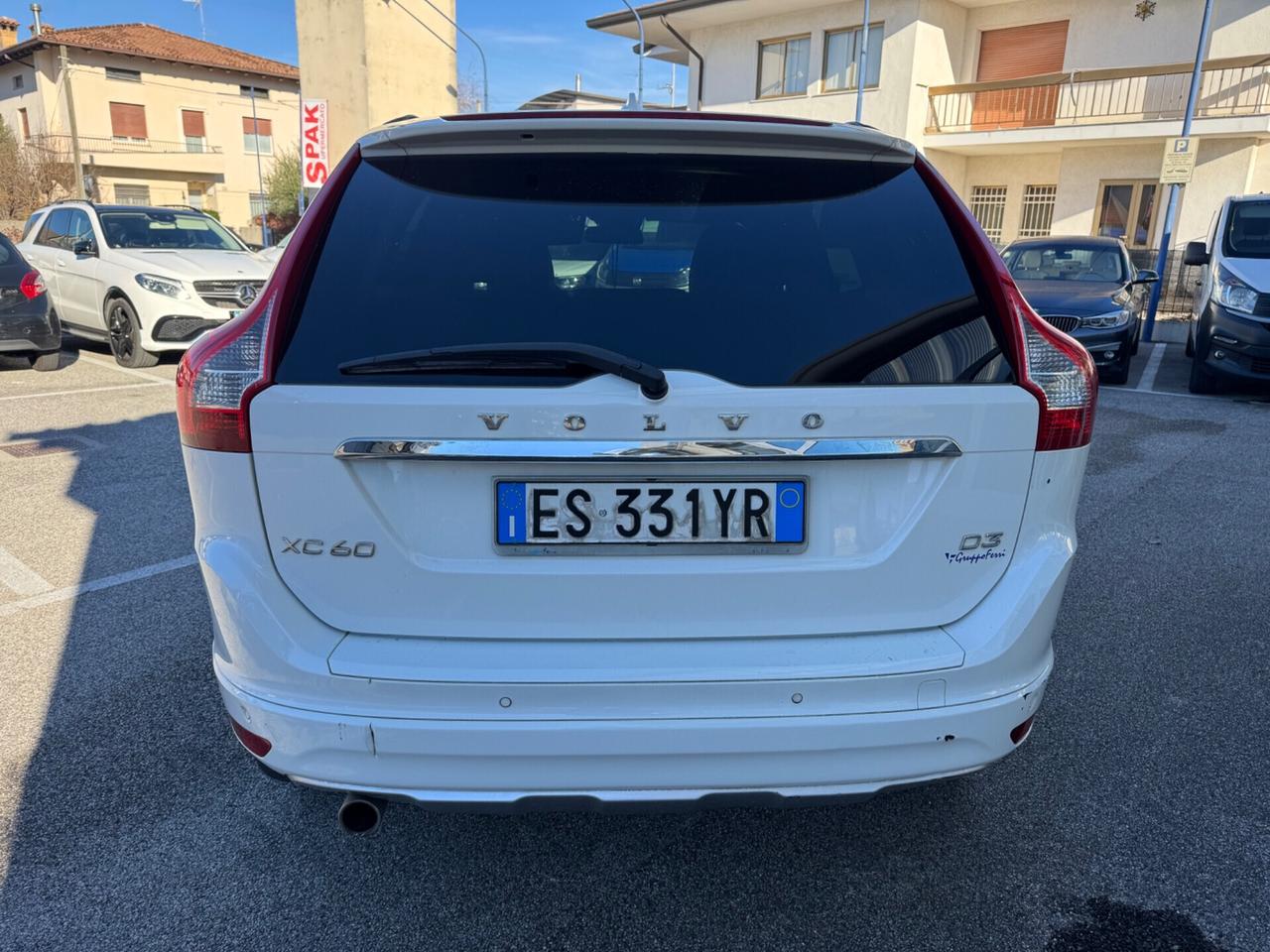 Volvo XC 60 XC60 D3 R-design Momentum