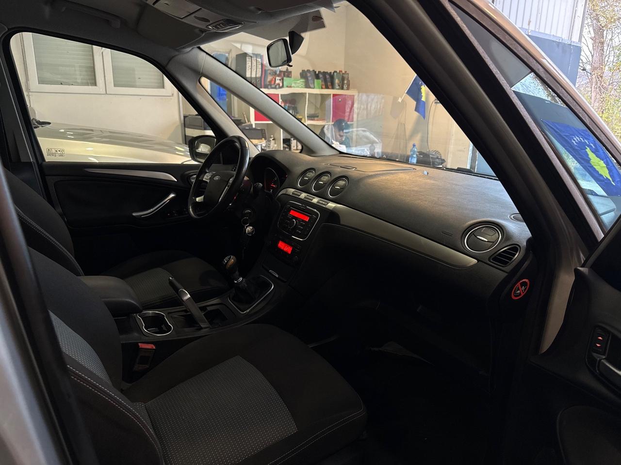 Ford Galaxy 2.0d 7 POSTI ANNO 2012