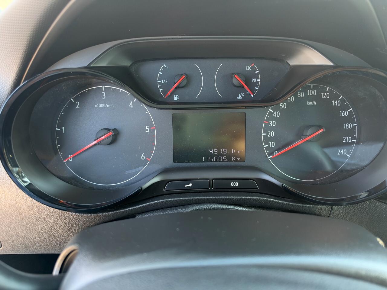 Opel Crossland X 1.5 ECOTEC D 102 CV Start&Stop 120 Anniversary