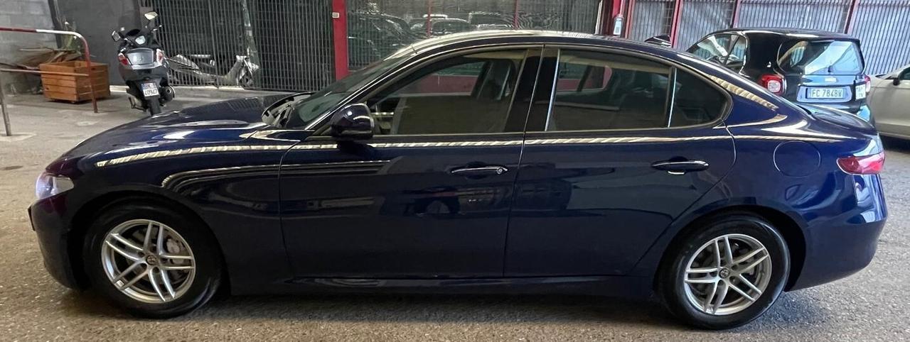 ALFA ROMEO GIULIA 2.2 MJ. 150Cv. AT8