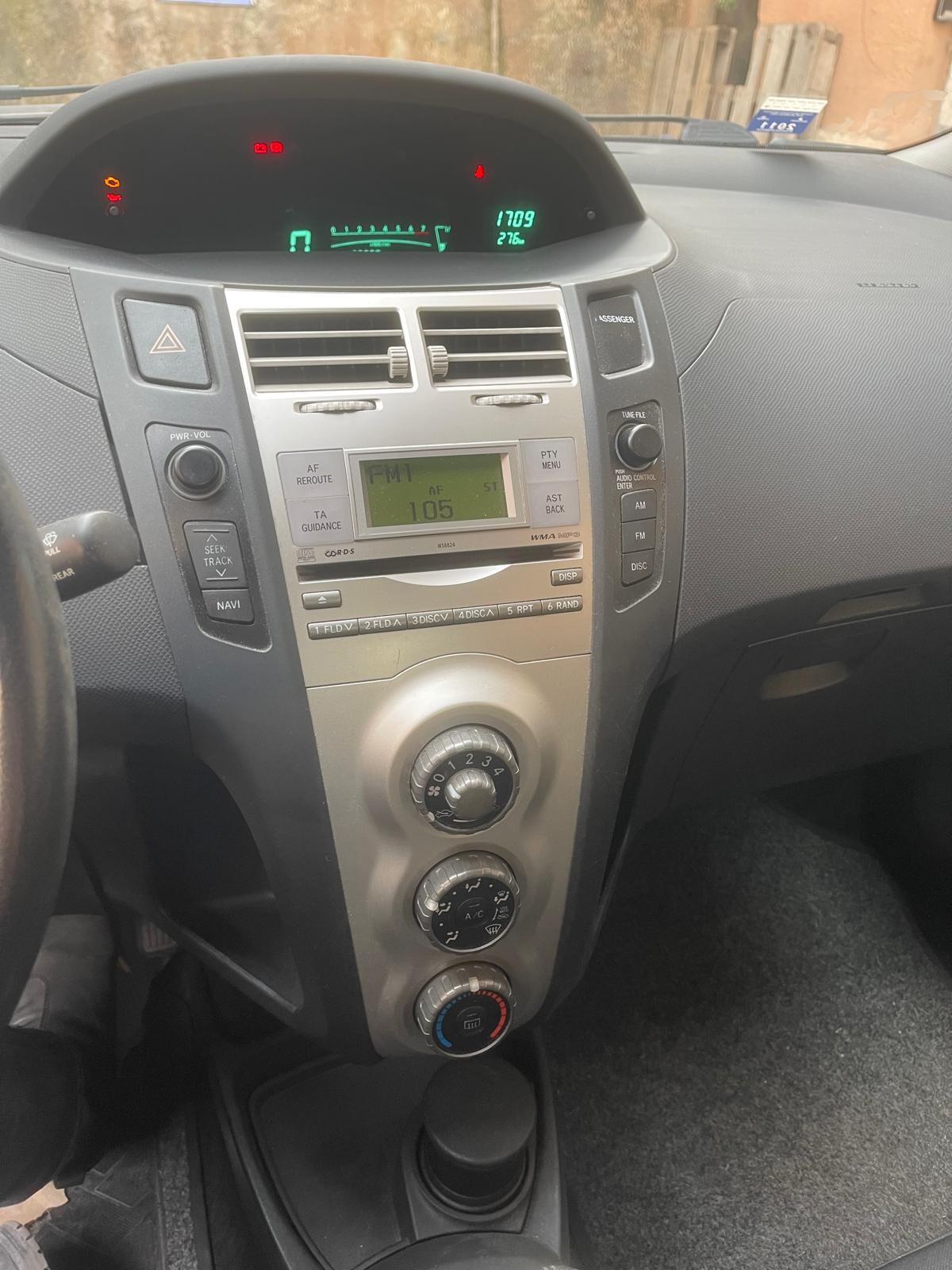 Toyota Yaris 1.0 3 porte