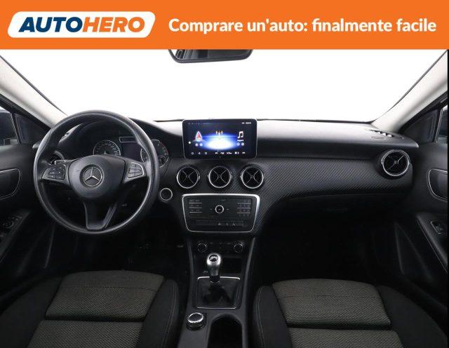 MERCEDES-BENZ GLA 180 Executive