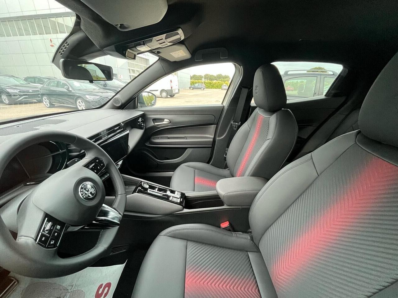 Alfa Romeo Junior 1.2 136 CV Hybrid eDCT6 Speciale