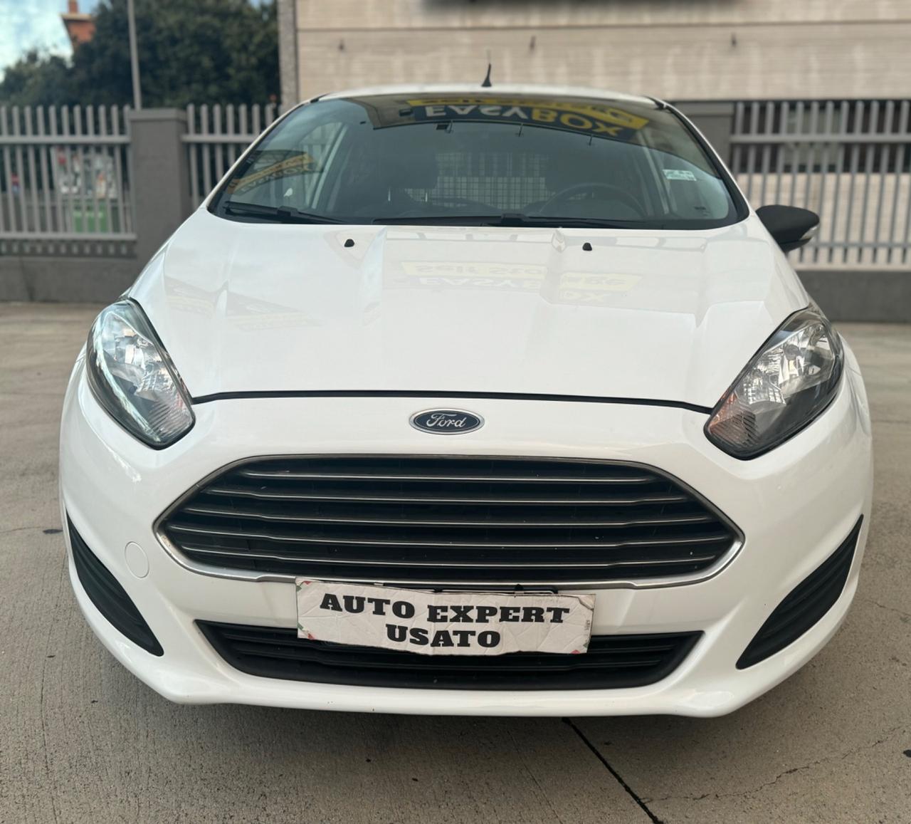 Ford Fiesta 1.5 TDCI 2015 autocarro