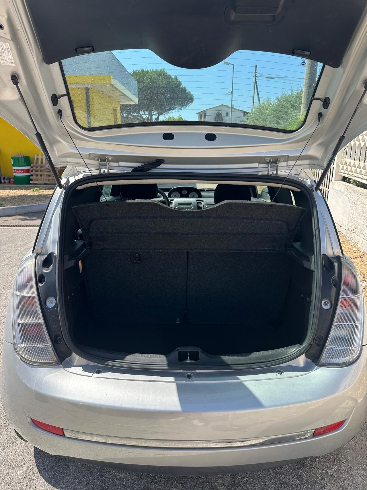 Lancia Ypsilon 1.3 MJT 75 CV Platino NEOPATENTATI PRONTA CONSEGNA
