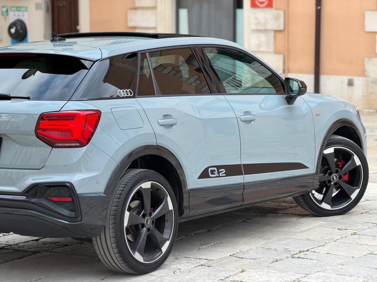 Audi Q2 35 TDI QUATTRO S-TRONIC S-LINE IDENTITY BLACK