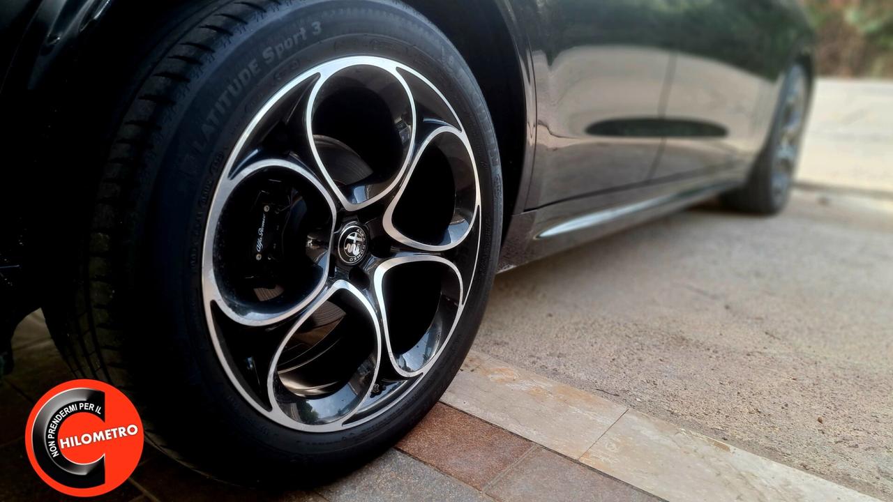 Stelvio 210 CV AT8 Q4 Veloce UNICOPRO FULL