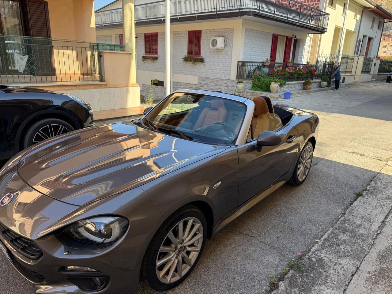 Fiat 124 Spider 1.4 MultiAir America iva esposta