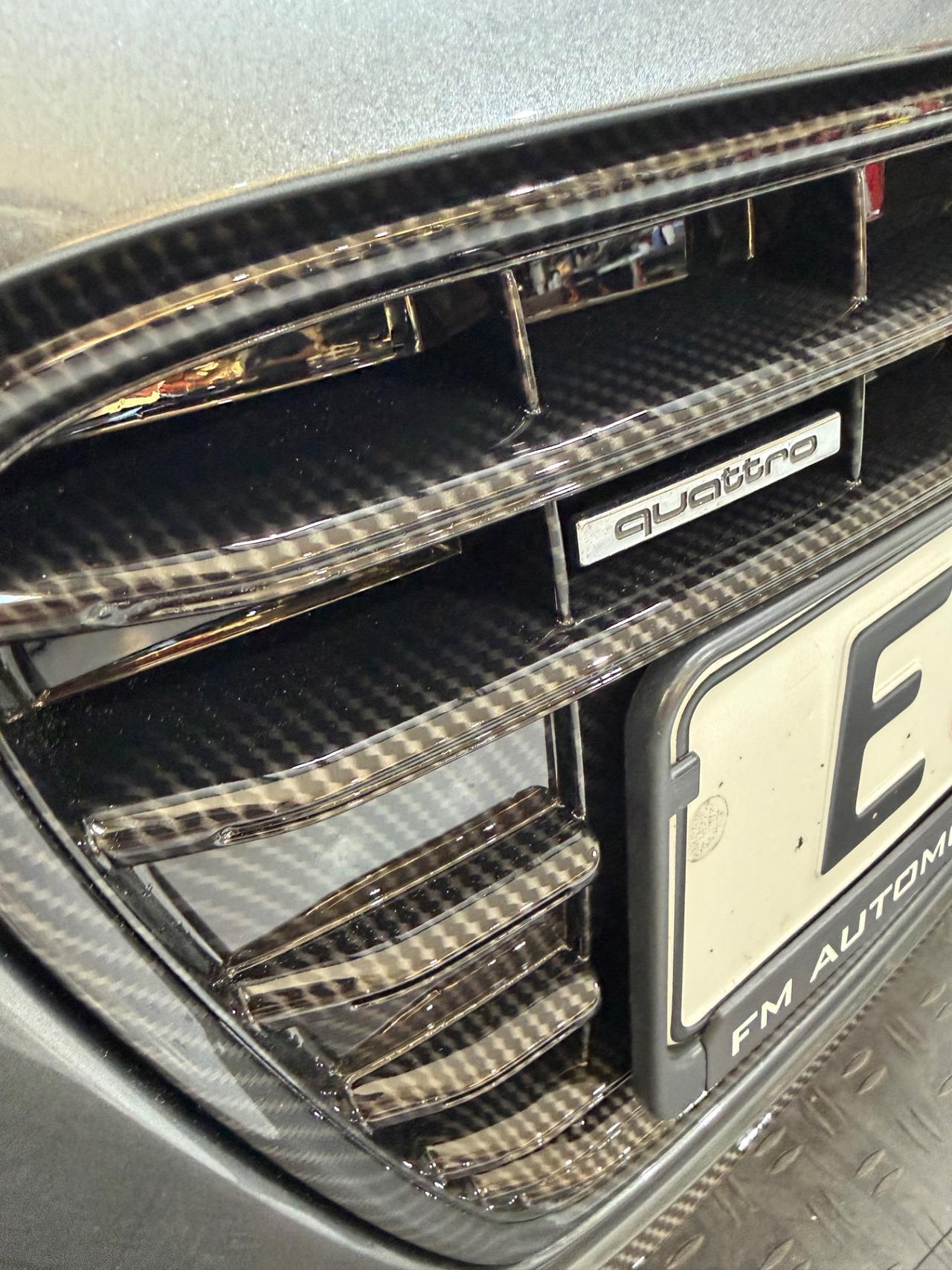 Audi R8 4.2 V8 FSI quattro R tronic