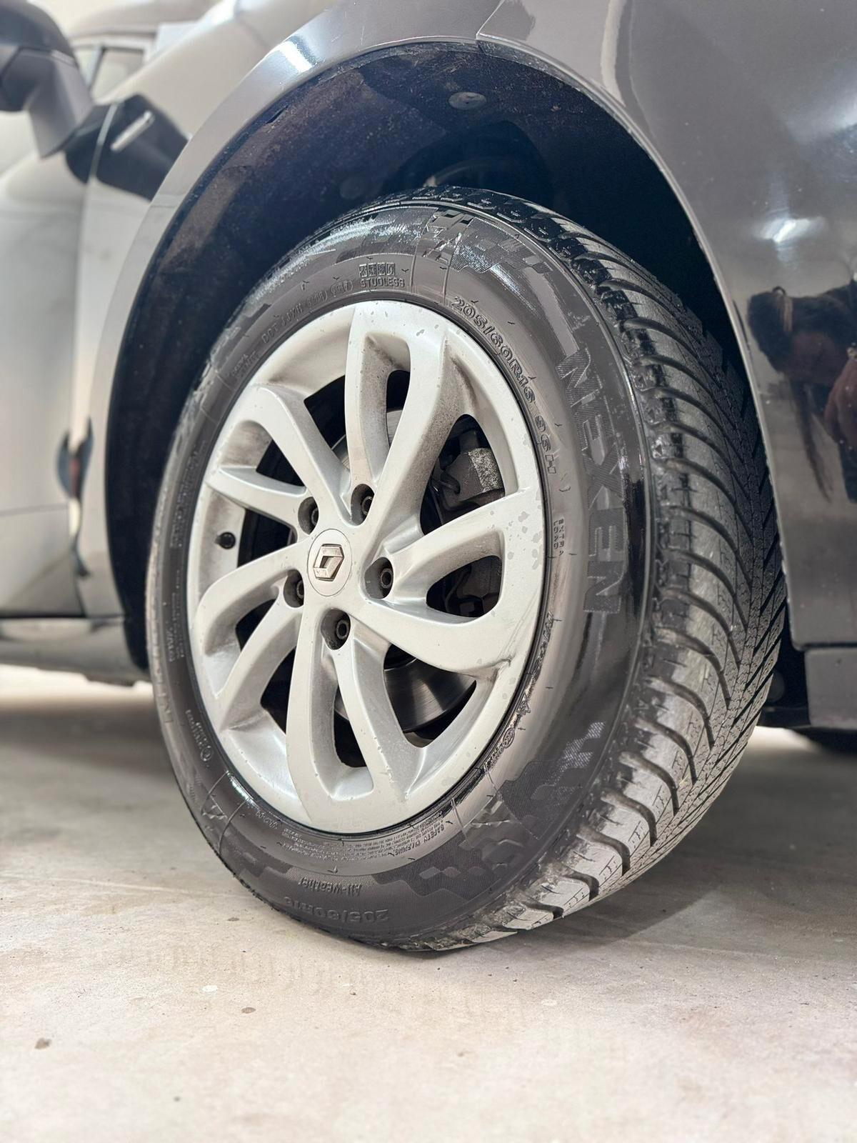 Renault Scenic Scénic dCi 110 CV EDC Limited