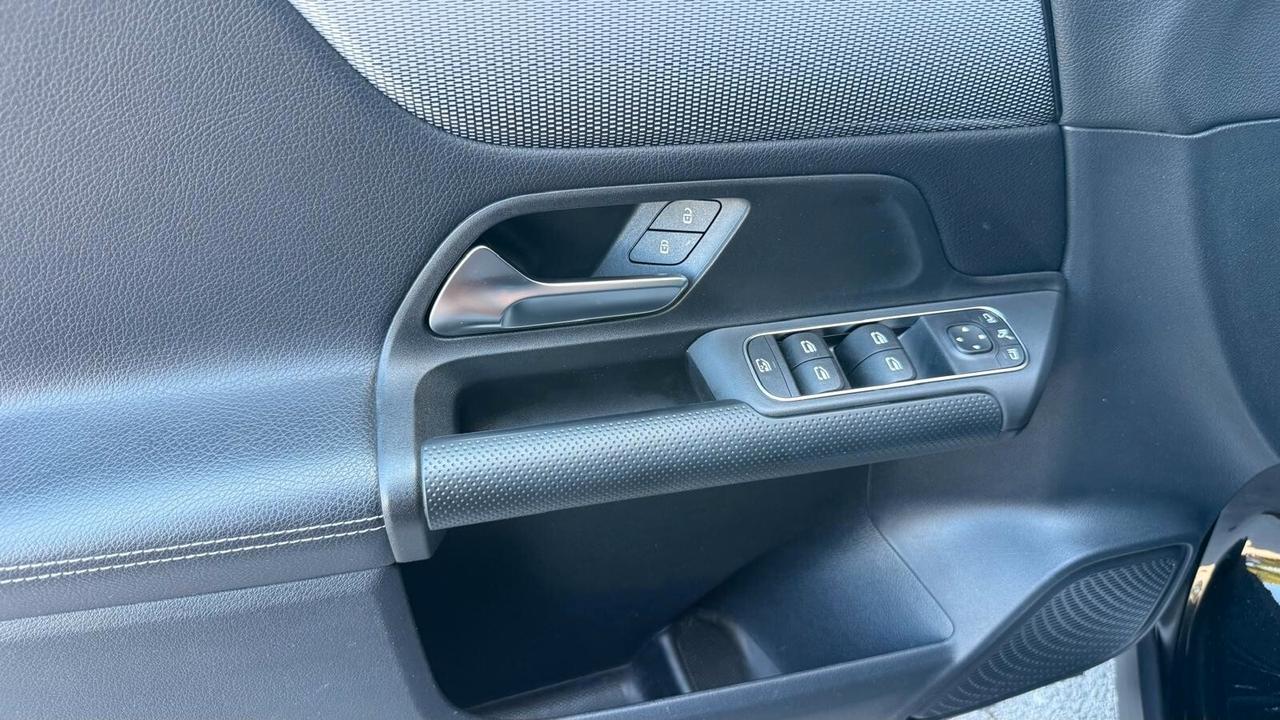 Mercedes-benz GLB 200 d Automatic Business Extra Sport