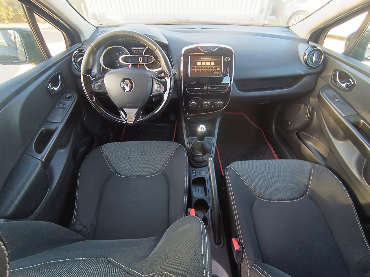Renault Clio Sporter 1.5 dCi 8V 75CV Costume National