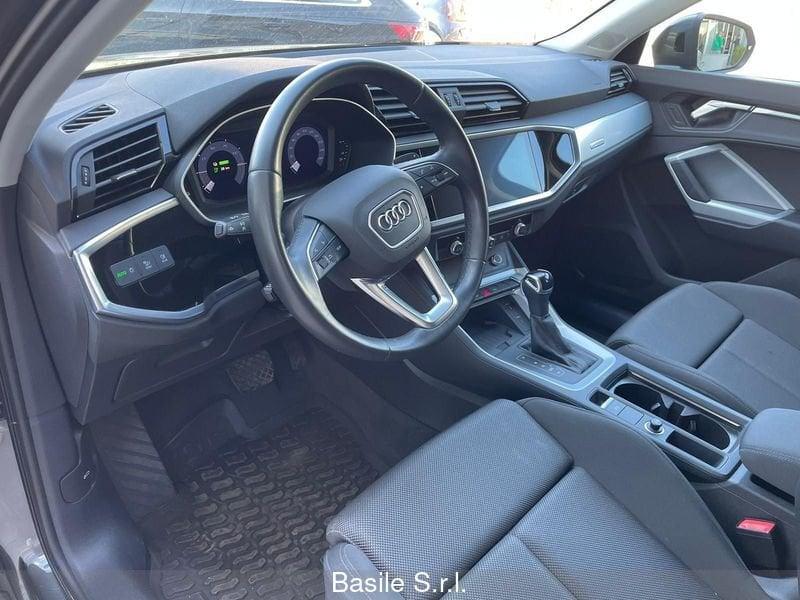 Audi Q3 45 TFSI e S tronic S line edition